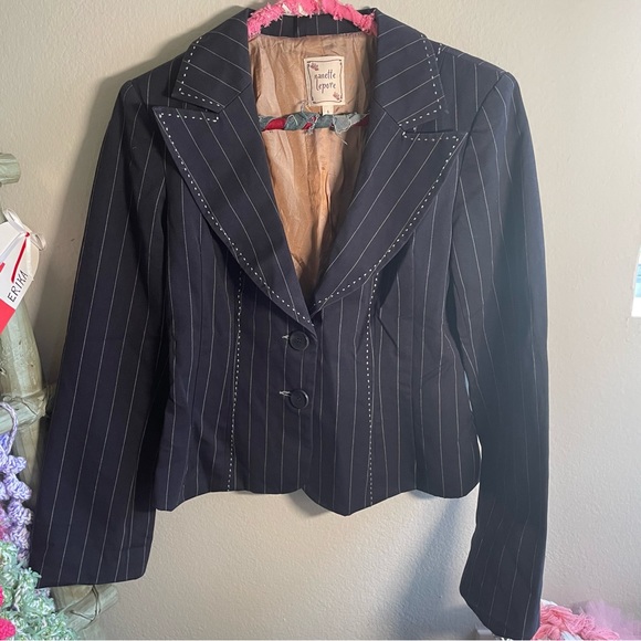 SOLD Nanette Lepore Pinstripe Blazer Professional with cute blue embroidery - Picture 6 of 15